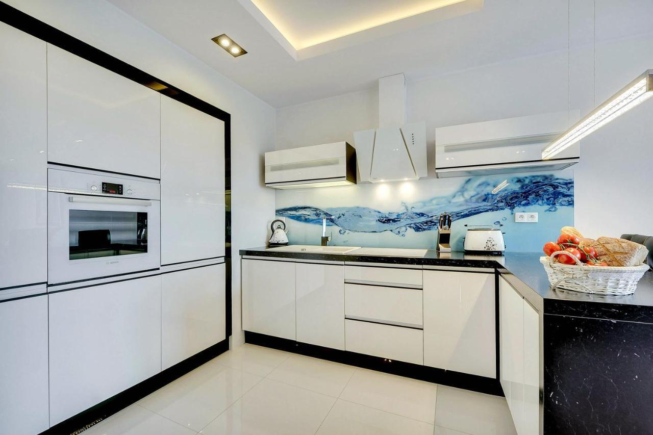 Апартаменти Apartament Amber Centrum Z Basenem Гданськ Екстер'єр фото