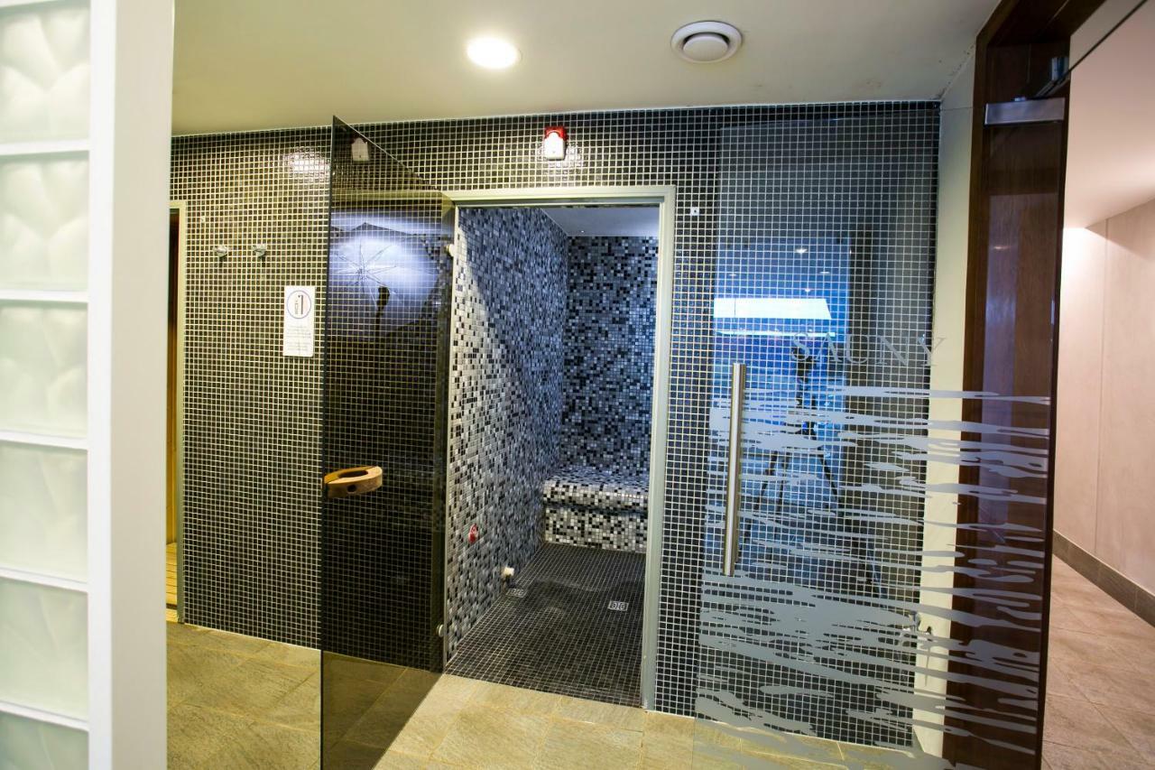 Апартаменти Apartament Amber Centrum Z Basenem Гданськ Екстер'єр фото